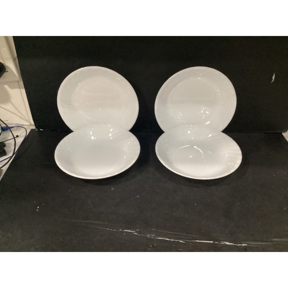 Set Of 4 Corelle ENHANCEMENTS 20-oz PASTA /SOUP BOWLS 8.5" White Swirl